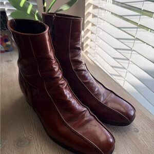 Vintage Florsheim Men's Brown Leather Boots